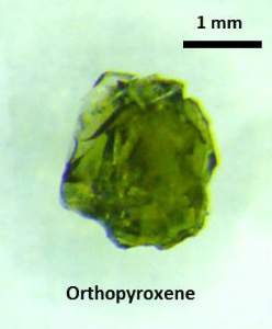 Single-crystal orthopyroxene from a San Carlos xenolith